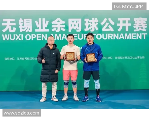 刘强独家分享网球心得与技巧助你提升球技的秘密武器