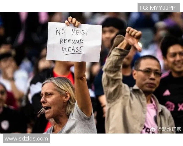 已故足球明星倾情代言白酒引发热议球迷纷纷追捧背后的故事揭秘