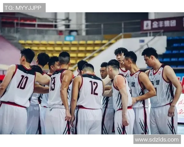 成都篮球队的节奏分析:优劣势与未来发展方向探讨 成都篮球队的节奏分析:优劣势与未来发展方向探讨