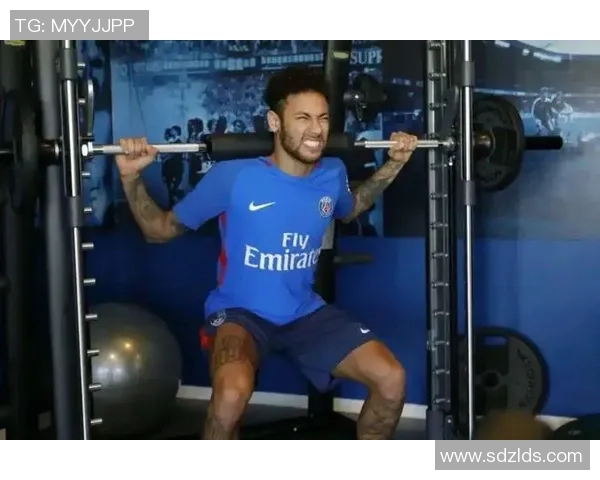 足球明星身材健美的秘密揭秘与训练方法分享