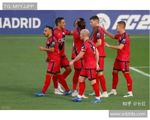 足球明星鞋包时尚潮流大揭秘让你领略球场外的独特魅力与风格